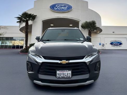 Used 2022 Chevrolet Blazer LT image 3