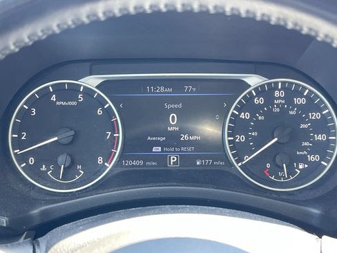 Used 2022 Nissan Sentra SV FWD image 27