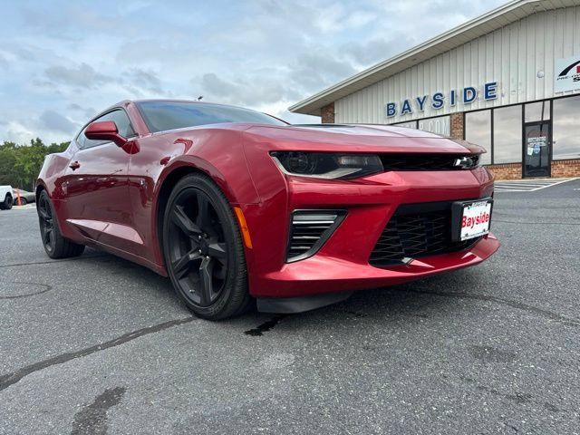 Used 2018 Chevrolet Camaro SS RWD image 2