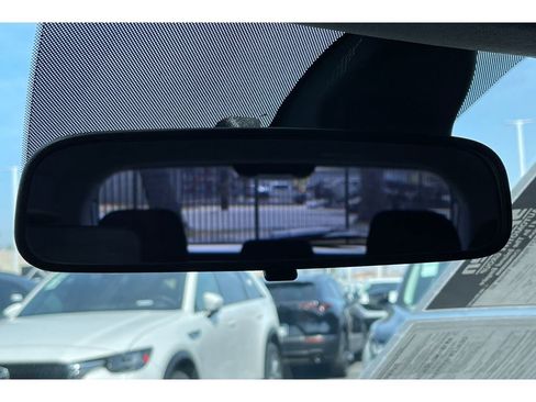 Used 2021 Hyundai Venue SE FWD image 24