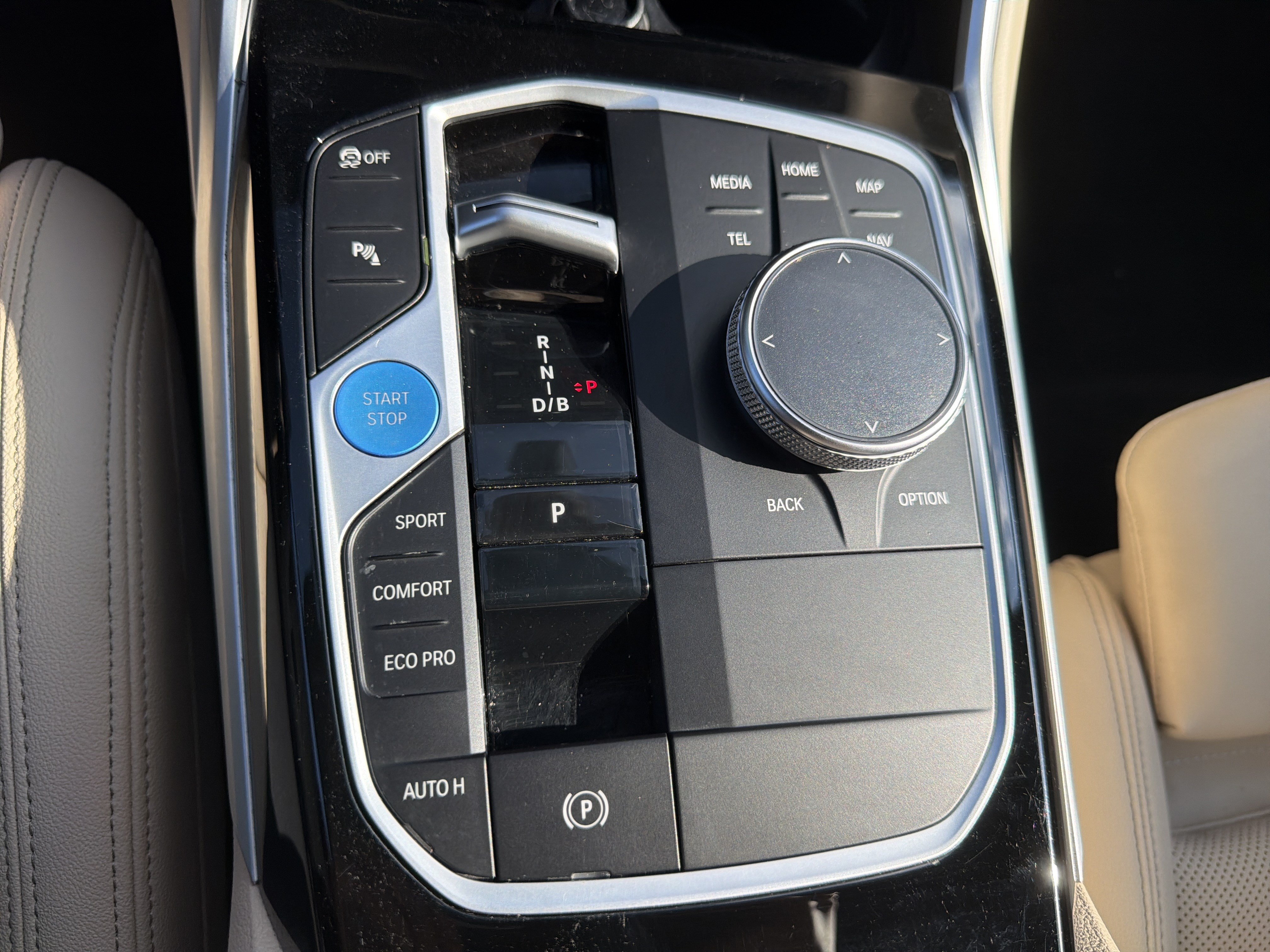 Used 2023 BMW i4 eDrive40 w/ Premium Package RWD image 40