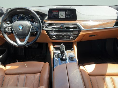 Used 2017 BMW 530i xDrive AWD/4WD image 12