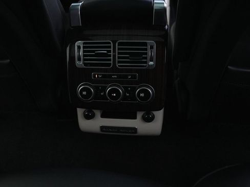 Used 2015 Land Rover Range Rover Supercharged AWD/4WD image 23