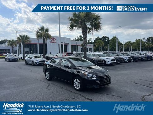 Used 2025 Nissan Versa S FWD image 1