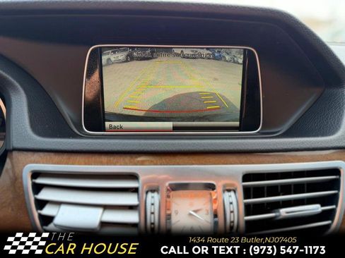 Used 2014 Mercedes-Benz E 350 4MATIC Sedan image 31