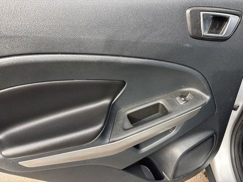 Used 2018 Ford EcoSport Titanium image 31