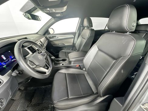 Used 2023 Volkswagen Atlas Cross Sport SE image 20