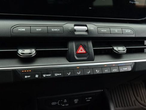 Used 2025 Kia K4 FWD image 14