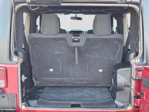 Used 2012 Jeep Wrangler Rubicon w/ PWR Convenience Group image 6