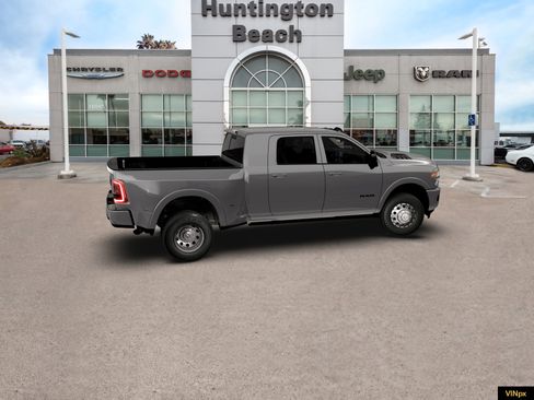 New 2026 RAM 3500 Limited image 15