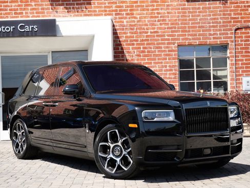 Used 2022 Rolls-Royce Cullinan Black Badge w/ Dark Exterior Package AWD/4WD image 20