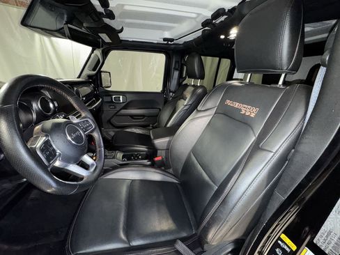 Used 2021 Jeep Wrangler Unlimited Rubicon w/ Dual Top Group image 17