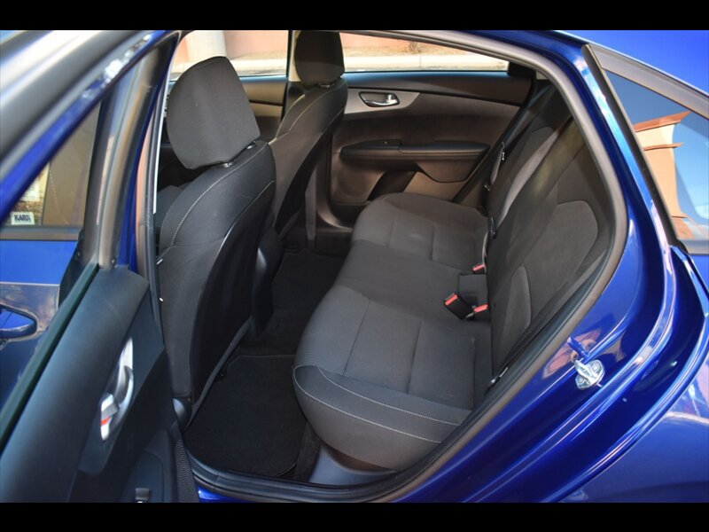 Used 2021 Kia Forte LXS FWD image 19