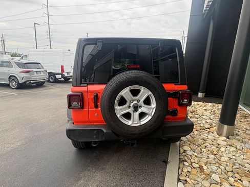 Used 2020 Jeep Wrangler Unlimited Sport S AWD/4WD image 7
