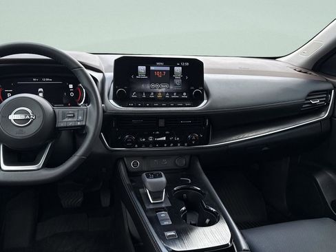 Certified 2023 Nissan Rogue Platinum w/ Platinum Premium Package image 25