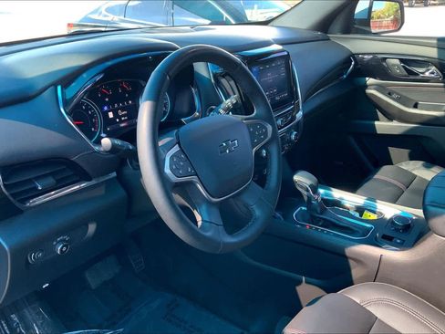 Certified 2023 Chevrolet Traverse RS image 17
