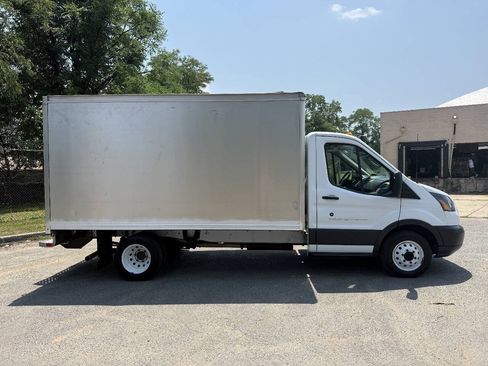Used 2018 Ford Transit 350 156 DRW RWD image 6