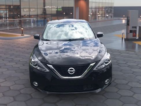 Used 2019 Nissan Sentra SR FWD image 7