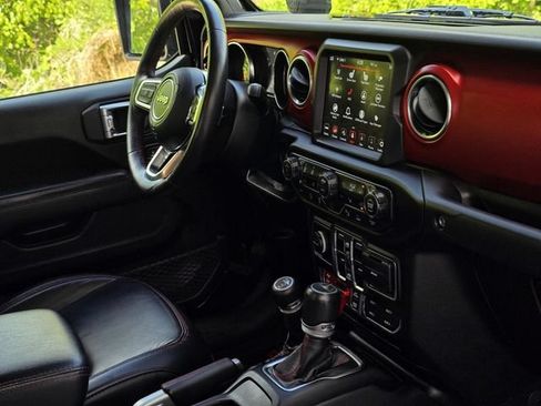 Used 2020 Jeep Gladiator Rubicon AWD/4WD image 17