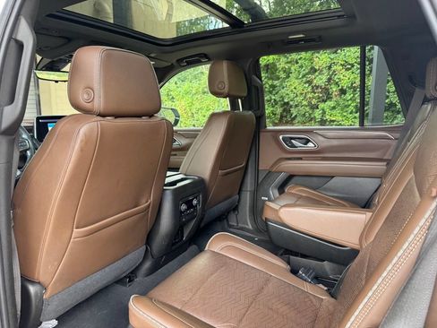 Used 2021 Chevrolet Tahoe High Country AWD/4WD image 25