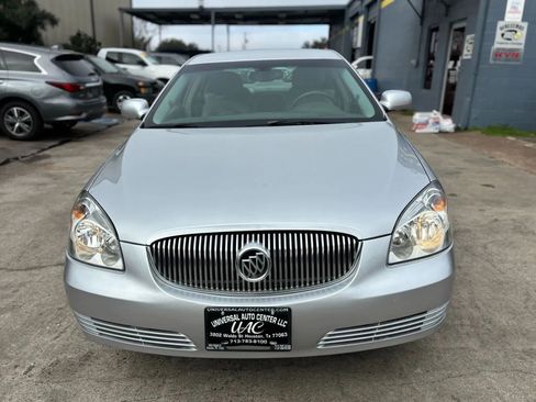 Used 2009 Buick Lucerne CXL image 2