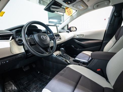 Certified 2024 Toyota Corolla LE image 4