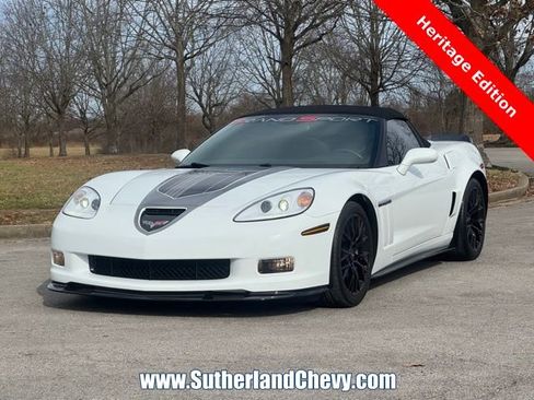 Used 2013 Chevrolet Corvette Grand Sport w/ 2LT Preferred Equipment Group image 3