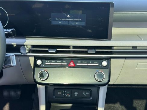 New 2026 Hyundai Tucson Limited image 8