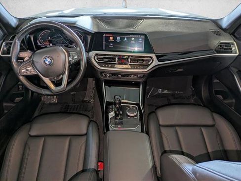 Used 2019 BMW 330i Sedan w/ Premium Package image 17