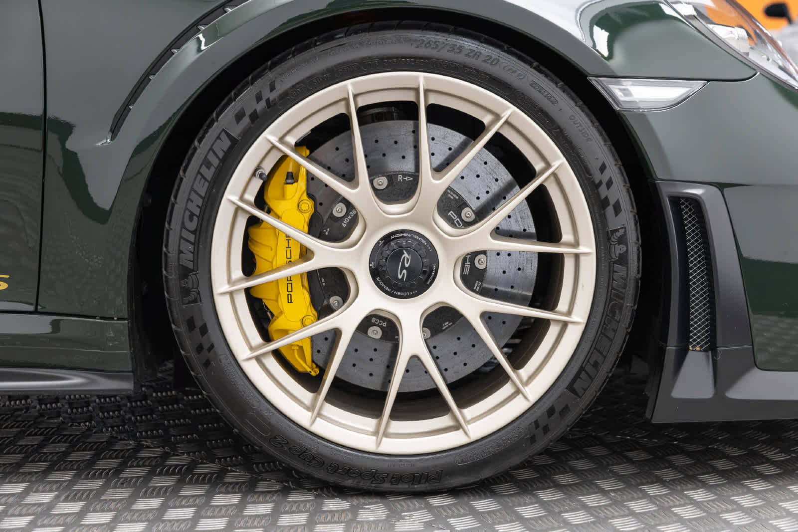 Used 2018 Porsche 911 GT2 RS RWD image 62