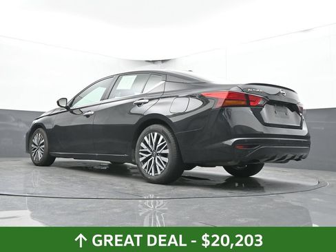 Used 2025 Nissan Altima 2.5 SV FWD image 50