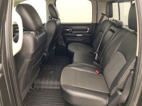 Used 2016 RAM 1500 Laramie w/ Convenience Group AWD/4WD image 18