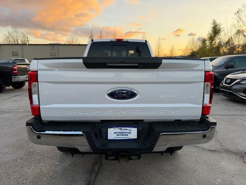 Used 2019 Ford F350 Lariat w/ Lariat Ultimate Package image 4