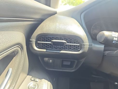 Used 2025 Honda HR-V EX-L image 21