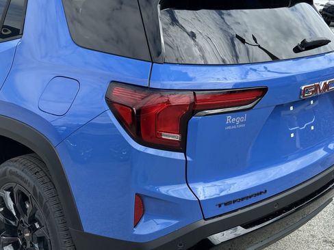 New 2026 GMC Terrain Elevation w/ Elevation Premium Package image 9