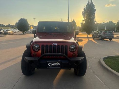 Used 2012 Jeep Wrangler Unlimited Sport AWD/4WD image 10