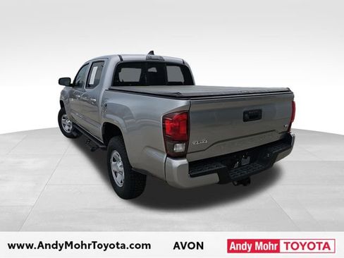 Used 2022 Toyota Tacoma SR AWD/4WD image 5