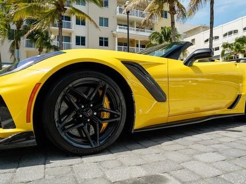 Used 2019 Chevrolet Corvette ZR1 RWD image 12
