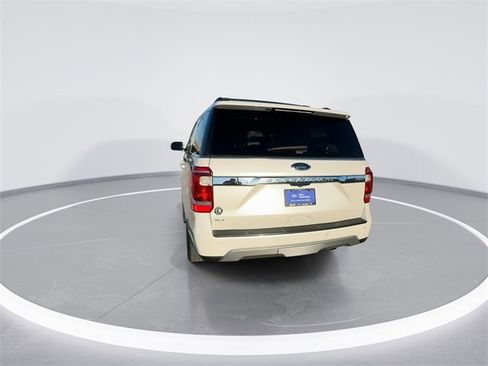 Certified 2018 Ford Expedition Max XLT w/ Equipment Group 202A image 9