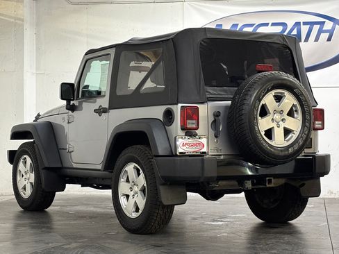 Used 2015 Jeep Wrangler Sport AWD/4WD image 8