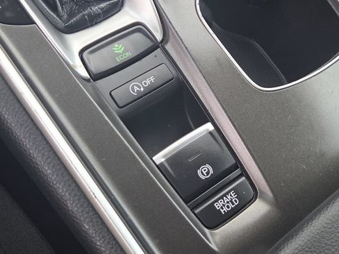 Used 2022 Honda Accord LX image 7