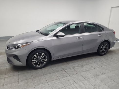 Used 2024 Kia Forte LXS FWD image 2