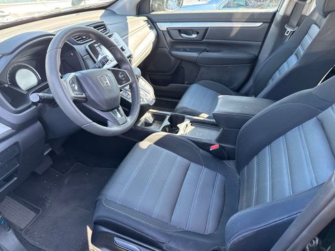 Used 2018 Honda CR-V LX image 4