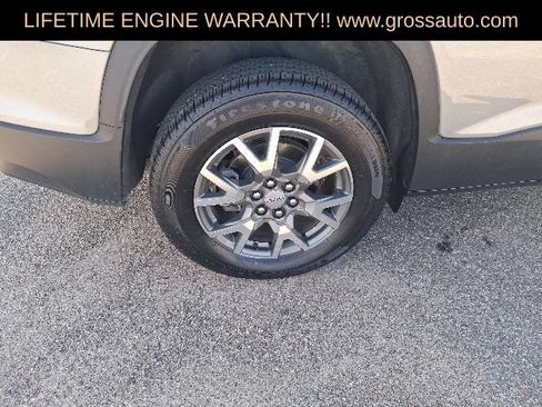 Used 2023 GMC Acadia SLE w/ Driver Convenience Package AWD/4WD image 10