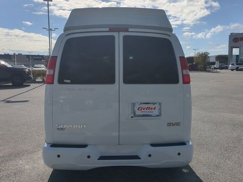 Used 2021 GMC Savana 2500 w/ Enhanced Convenience Package image 14