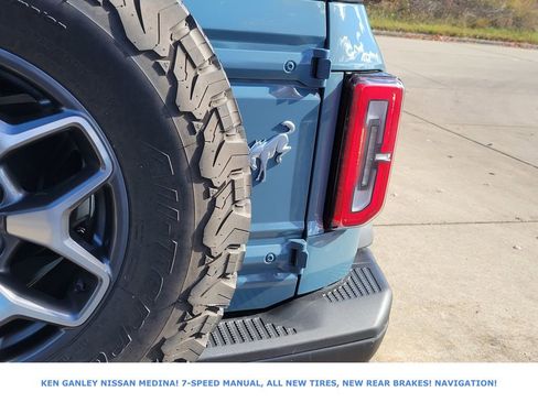 Used 2022 Ford Bronco Badlands image 15