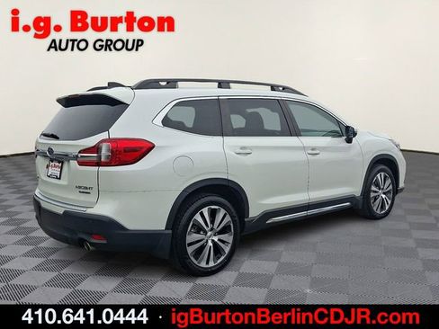 Used 2022 Subaru Ascent Limited w/ Technology Package image 6