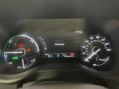 Used 2025 Toyota Sienna LE image 22