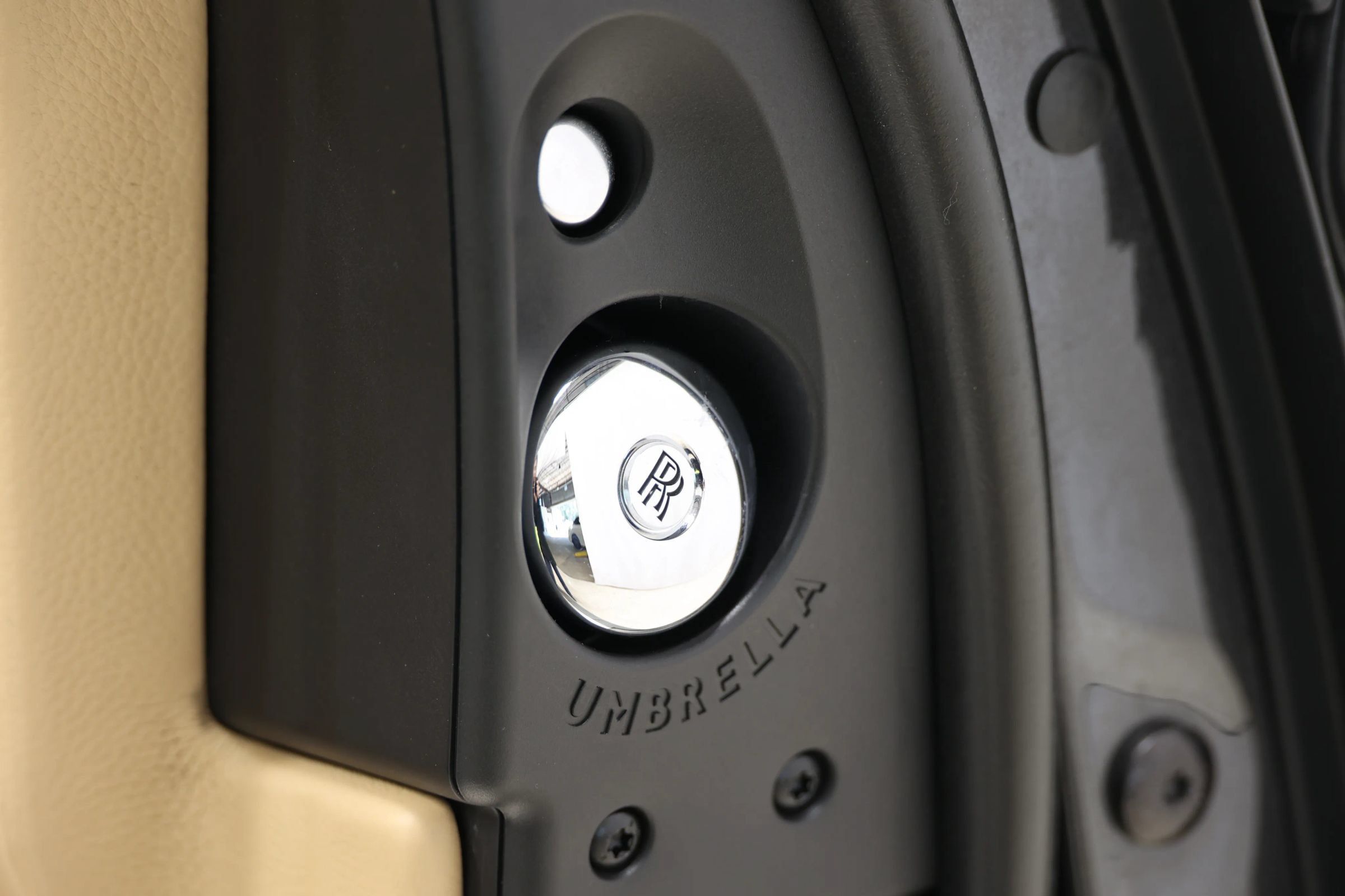 Used 2011 Rolls-Royce Ghost RWD image 97