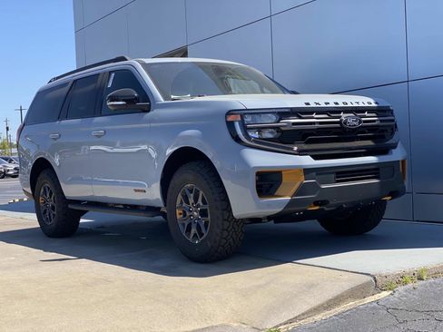 New 2026 Ford Expedition Tremor AWD/4WD image 2